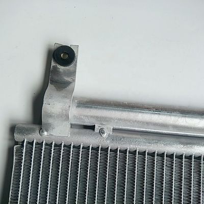OE NO. 8105100U8510 Конденсаторы автозапчастей для JAC Refine S3 и Heyue A30