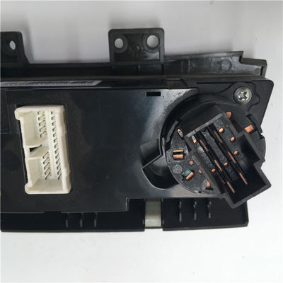 JAC J3 Автозапчасти OEM 8112010U8260 Контрольная панель кондиционера Стандартный размер