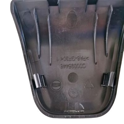 SAIC MAXUS Автозапчасти OEM C00094587 Автоприспособления для V80 Пластиковый наружный канатный крюк T60